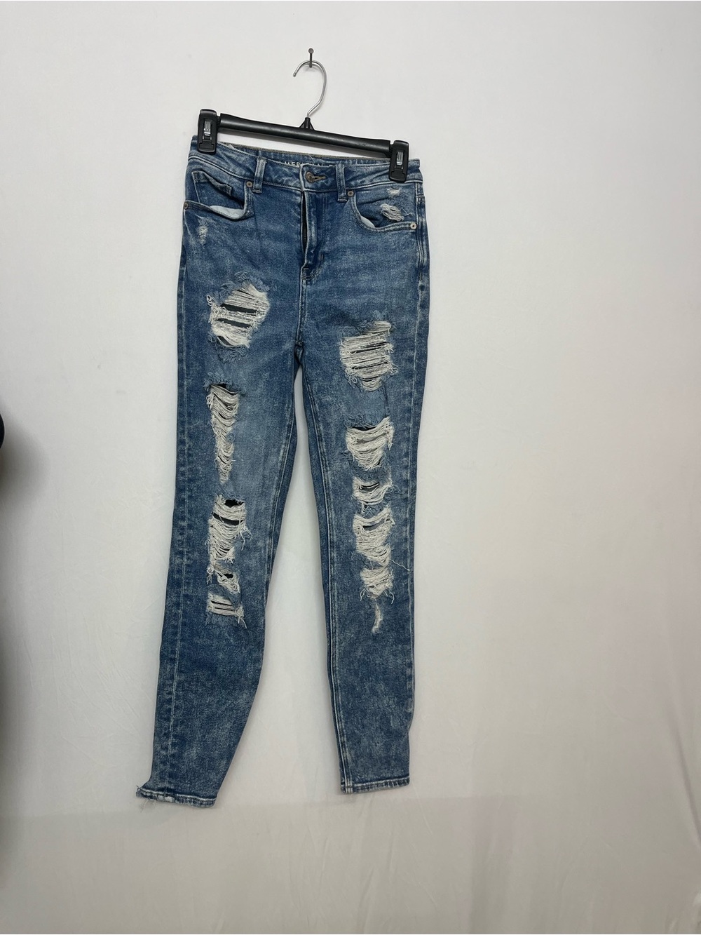 American Eagle Outfitters Women's Distressed Blue Skinny Jeans